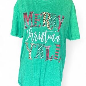 NWOT Christmas Shirt “Merry Christmas Ya’ll” Graphic T-Shirt
